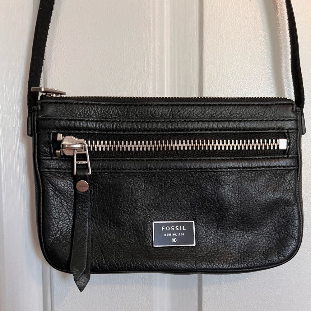 🌹 Fossil Crossbody bag 🌹